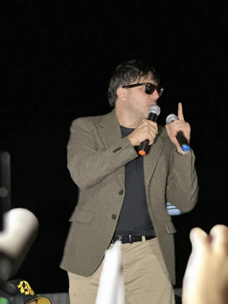 Renan Santos reúne mais de 2,5 mil apoiadores em Cascavel durante passagem pelo Oeste do Paraná