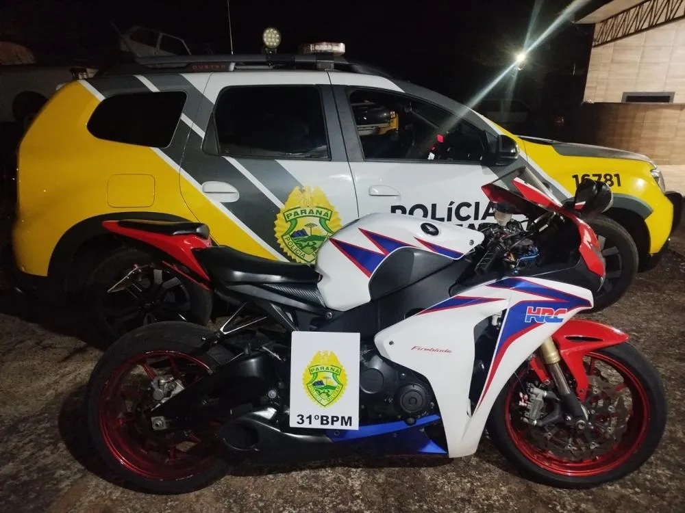 Motociclista é preso por embriaguez ao volante após ser flagrado fazendo zigue-zague em Terra Roxa