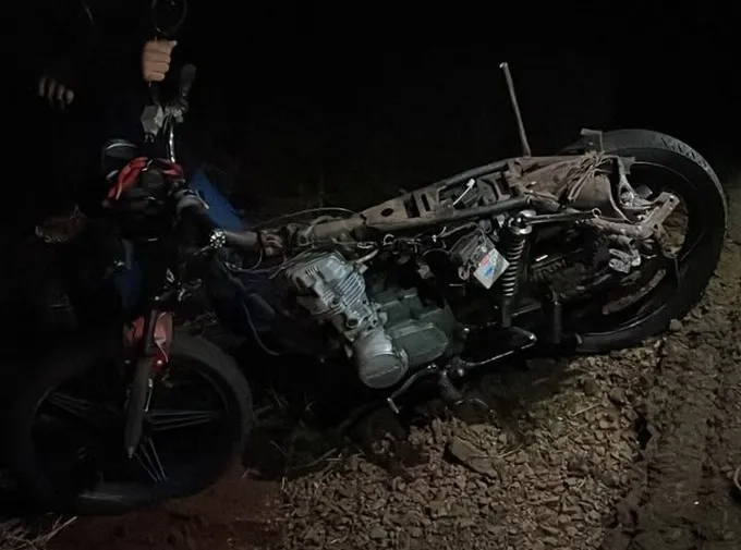 MOTORISTA FOGE APÓS ATINGIR MOTOCICLISTA, QUE MORRE NO HOSPITAL EM JESUÍTAS